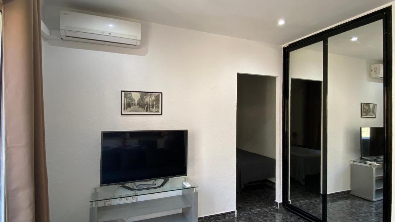 Apartamentos Playa Badalona Exteriör bild