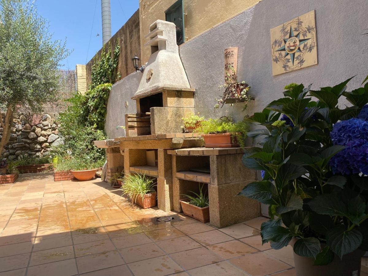 Apartamentos Playa Badalona Exteriör bild
