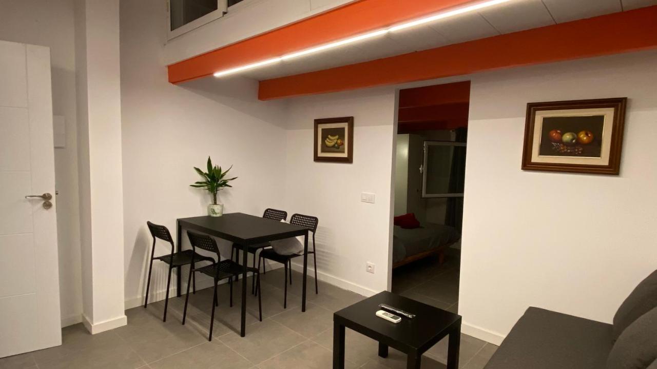 Apartamentos Playa Badalona Exteriör bild