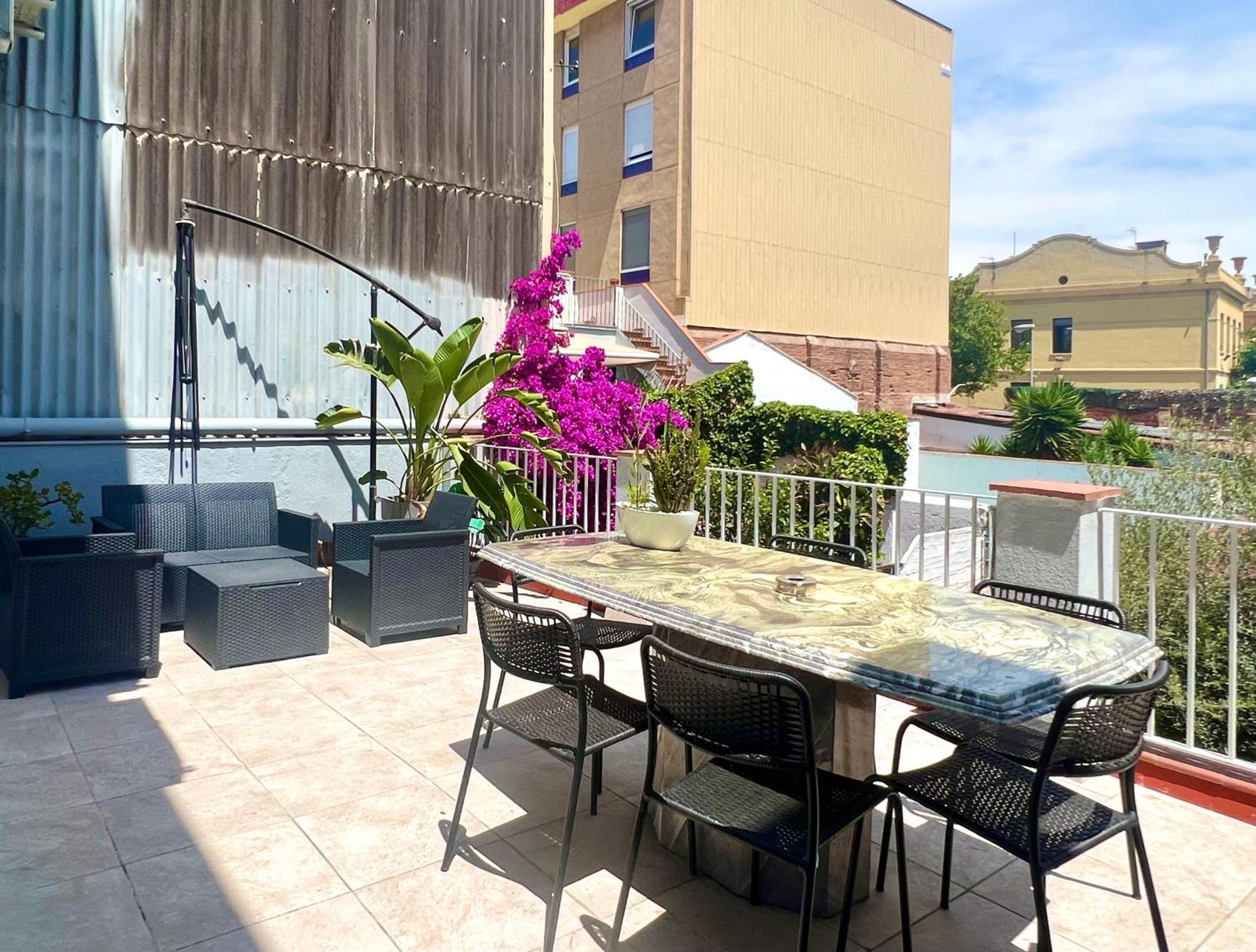 Apartamentos Playa Badalona Exteriör bild